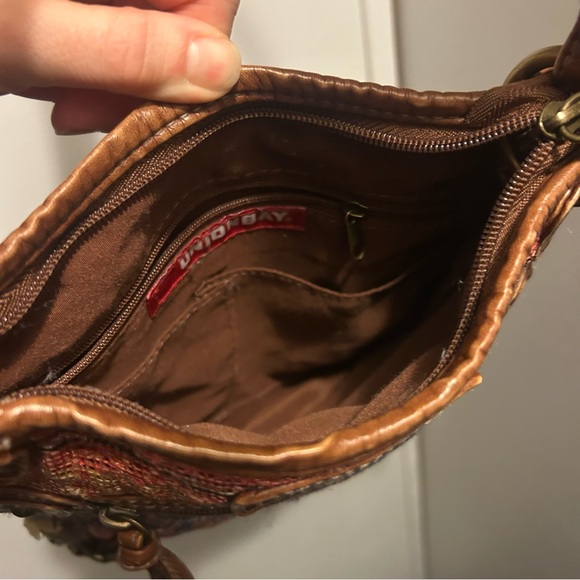 UNIONBAY Crossbody Purse - Picture 6 of 6